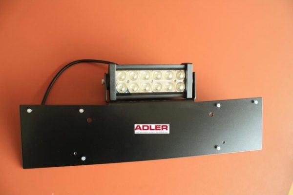 Offroad Zubehör von Adler: 
KFZ Nummernschild Halterungen aus Aluminium mit integrierten Winkeln für einen LED Zusatzscheinwerfer. Die Bleche sind lasergeschnitten, entgratet, gebogen, Einpressmuttern eingepresst und pulverbeschichtet.